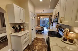 5848 Edge of Village, Westerville, OH 43081 - Photo 8