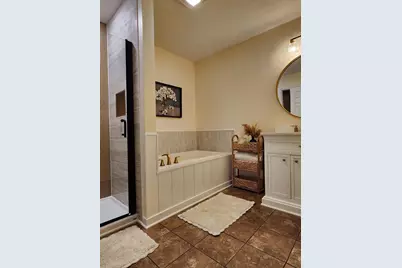 5848 Edge Of Village, Westerville, OH 43081 - Photo 28