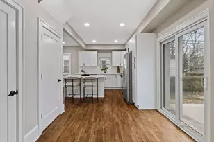 291 Sherborne Dr, Columbus, OH 43219 - Photo 12