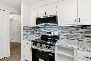 651 Cranfield Pl, Columbus, OH 43213 - Photo 14