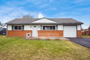 3105 Wessex Ct, Columbus, OH 43232 - Photo 2