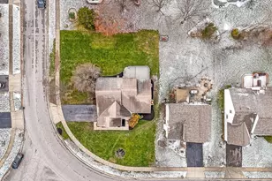 5407 Bullfinch Dr, Westerville, OH 43081 - Photo 32