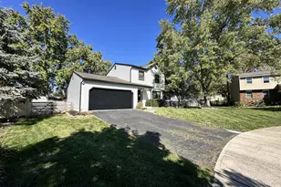 974 Timberbank Dr, Westerville, OH 43081 - Photo 2