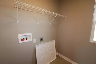 338 Cherry Hills Rd, Commercial Point, OH 43116 - Photo 16