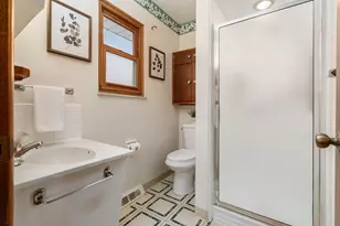 5674 Lindenwood Rd, Columbus, OH 43229 - Photo 18