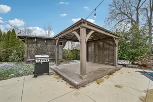 410 Six Pence Cir, Westerville, OH 43081 - Photo 58