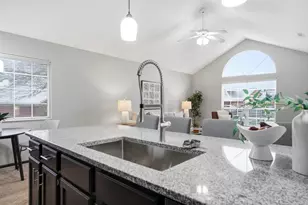 5390 Pond View Dr, Westerville, OH 43081 - Photo 14