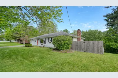 110 Cherry Lane, New Concord, OH 43762 - Photo 4