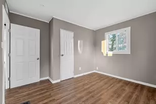 1042 S Hampton Rd, Columbus, OH 43227 - Photo 24