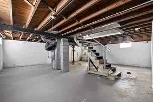 2131 Argyle Dr, Columbus, OH 43219 - Photo 22