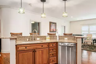 3175 Tremont Rd, Columbus, OH 43221 - Photo 8