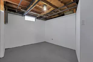 408 Derrer Rd, Columbus, OH 43204 - Photo 34