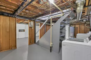 408 Derrer Rd, Columbus, OH 43204 - Photo 28