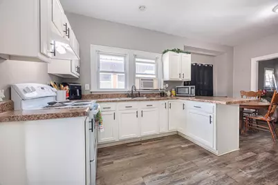 519 Locust Street, Coshocton, OH 43812 - Photo 4