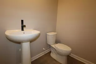 4577 Burgstaller Ct, Grove City, OH 43123 - Photo 6