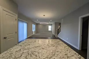 1524 Raley Wy, Columbus, OH 43228 - Photo 10