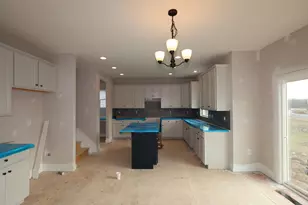 1011 Heimat Haus Dr, Grove City, OH 43123 - Photo 6