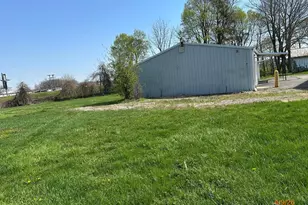 3076 Lithopolis Rd NW, Lancaster, OH 43130 - Photo 6