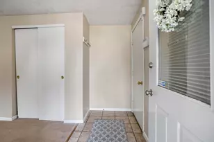 3487 Alfred Ct, Columbus, OH 43221 - Photo 8
