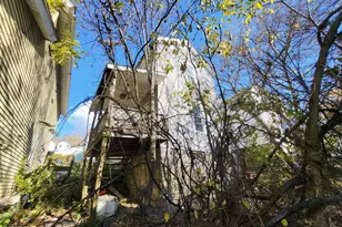 412 Grant St, East Liverpool, OH 43920 - Photo 10