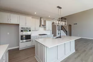1327 Blueberry Cv, Grove City, OH 43123 - Photo 4