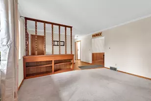 49 S Summit Ridge Road S, Reynoldsburg, OH 43068 - Photo 8