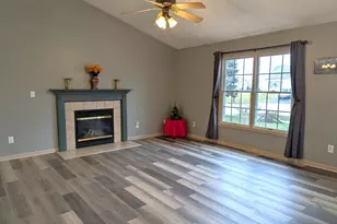 2646 Little Pine Ln, Lancaster, OH 43130 - Photo 6