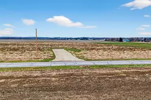 24796 Morris Leist Rd, Circleville, OH 43113 - Photo 8