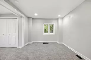 1041 Market St, Zanesville, OH 43701 - Photo 22