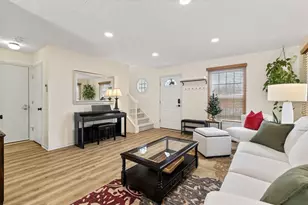 8750 Woodwind Dr, Lewis Center, OH 43035 - Photo 4