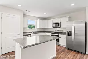 5964 Pitch Pne Dr, Canal Winchester, OH 43110 - Photo 8