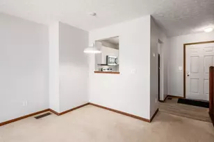 1668 Blackhorse Ln, Hilliard, OH 43026 - Photo 4