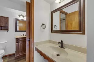 2371 Parkview Dr, Grove City, OH 43123 - Photo 16