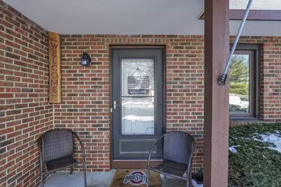 2371 Parkview Drive, Grove City, OH 43123 - Photo 2