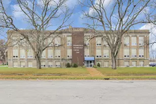 300 E Auburn Ave, Springfield, OH 45505 - Photo 1