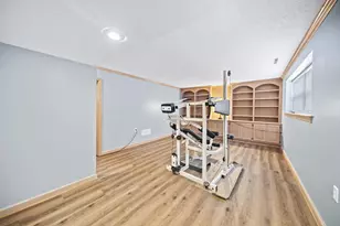 1411 Firwood Dr, Columbus, OH 43229 - Photo 52