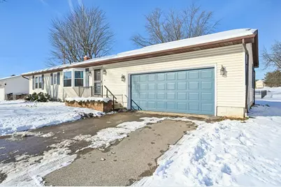 210 Meadow Drive, Circleville, OH 43113 - Photo 2