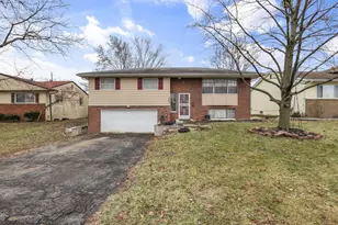 1469 Sandalwood Pl, Columbus, OH 43229 - Photo 2