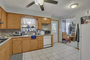 1469 Sandalwood Pl, Columbus, OH 43229 - Photo 16