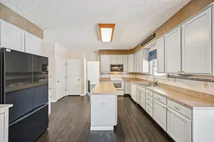 7587 Walnut Dr, Canal Winchester, OH 43110 - Photo 14