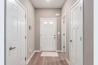 2934 Branoch Drive, Grove City, OH 43123 - Photo 4