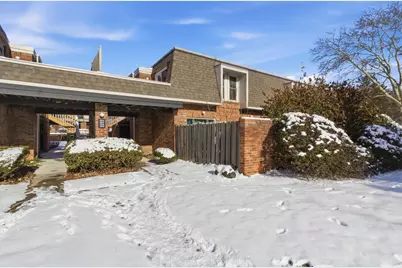 1512 Lafayette Drive #B, Columbus, OH 43220 - Photo 1