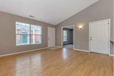 690 W Maple Street, Granville, OH 43023 - Photo 8