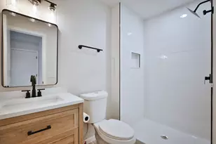 989 Lavender Ln, Columbus, OH 43207 - Photo 32