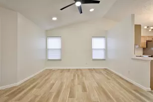 989 Lavender Ln, Columbus, OH 43207 - Photo 12