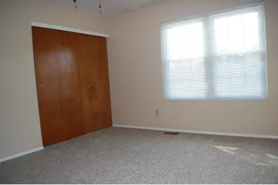 8195 Baltimore Avenue, Columbus, OH 43081 - Photo 14