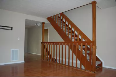 8195 Baltimore Avenue, Columbus, OH 43081 - Photo 4