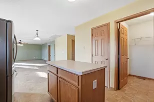 11760 Chanticleer Dr NW, Pickerington, OH 43147 - Photo 14