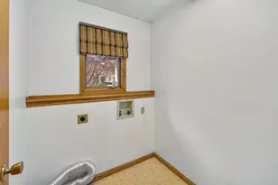 110 Whieldon Ln, Columbus, OH 43085 - Photo 26