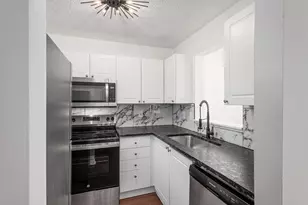 4049 Parkcove Dr, Columbus, OH 43230 - Photo 6